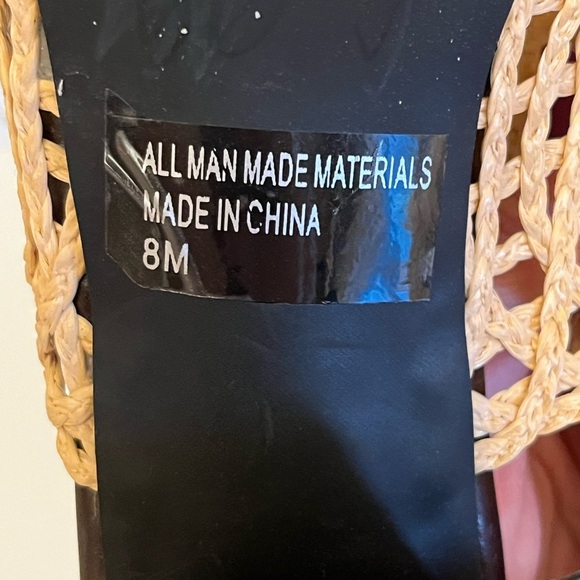 Classique Woven Heeled Sandals - Picture 15 of 15